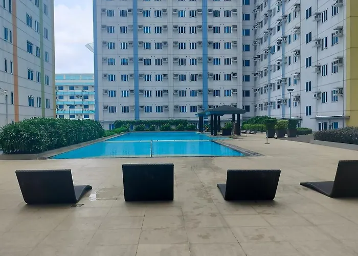 27th Floor Cozy Unit With View In Mplace *