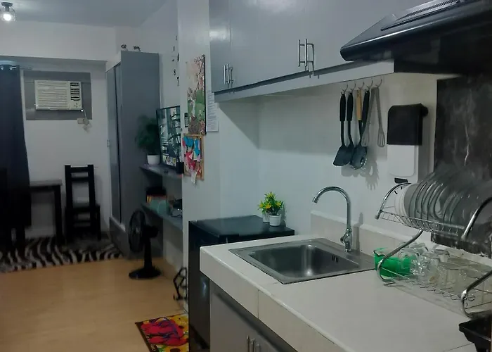 27th Floor Cozy Unit With View In Mplace *