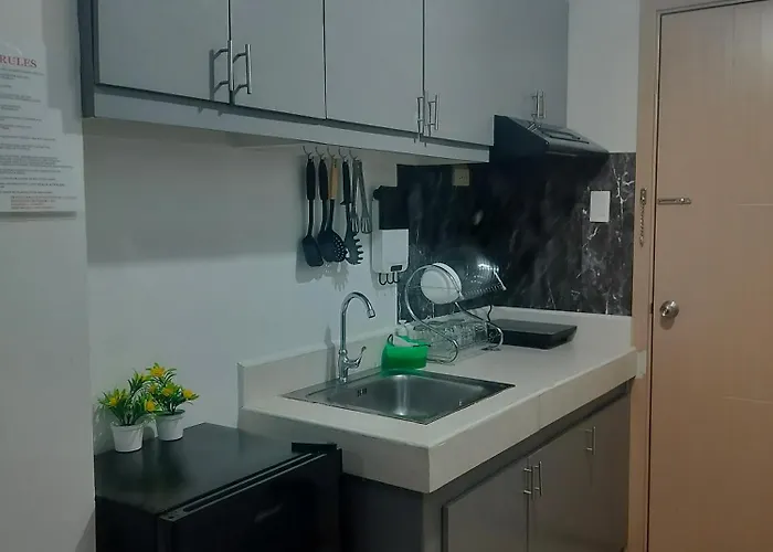 27th Floor Cozy Unit With View In Mplace Apartment *